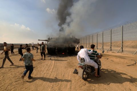 نشطاء: اعتقال مسؤول امني سوري متعاون مع الموساد