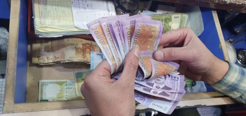 سعر الدولار اليوم في سوريا الثلاثاء 21 نوفمبر 2023.. الليرة تقاوم