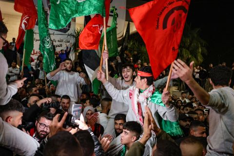 39 Palestinian prisoners to be released in 3rd hostages exchange batch