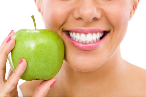 Foods and drinks that are beneficial for dental health