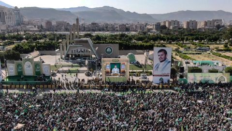 Top Houthi leader warns: American battleships to be targeted by our missiles