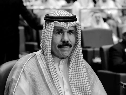 صلاة الغائب على أمير الكويت الشيخ نواف الأحمد الصباح في الحرمين الشريفين