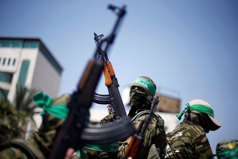 قاموس أوكسفورد يكشف عن كلمة العام 2023.. ما علاقة الممثل توم هولاند