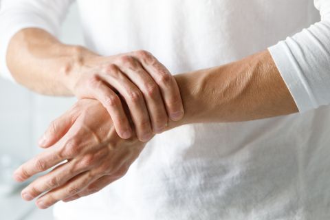 How to avoid developing arthritis as you age