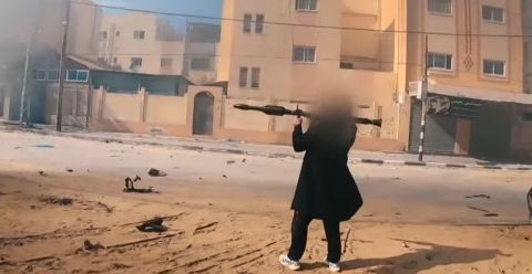 Hamas fighter crowned as Palestinian Robin Hood!