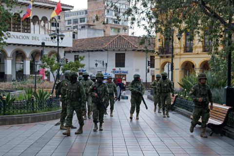 At least 10 killed in Ecuador's internal armed conflict