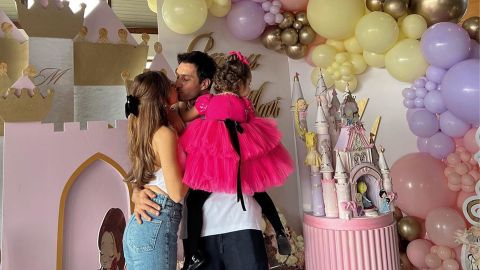 Hande Erçel to get married to Hakan Sabanci, here's wedding date