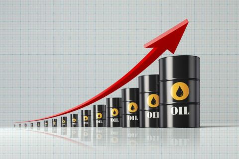 Oil prices surge 2% as naval conflict in the Red Sea raises supply disruption concerns