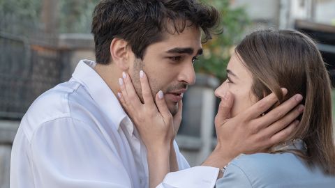 Famous actor to join Afra Saraçoğlu and Mert Ramazan Demir in Yalı Çapkını