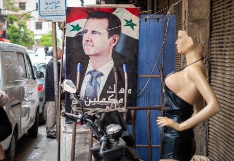 الاسد يشكل جيش احترافي بحوافز ومغريات مالية