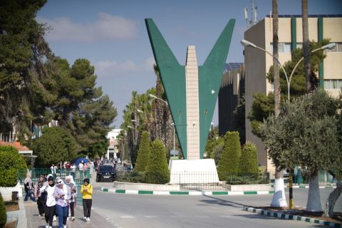 التعليم السعودية تعلن عن آلاف الشواغر للتعاقد (رابط تقديم)