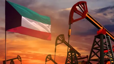 البترول الكويتية تناقش ملفات عوائدها بالمليارات