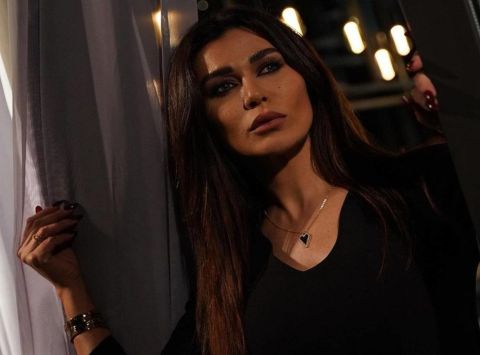 نادين الراسي بإطلالة جريئة في احدث جلسة تصوير.. عرضتها للهجوم