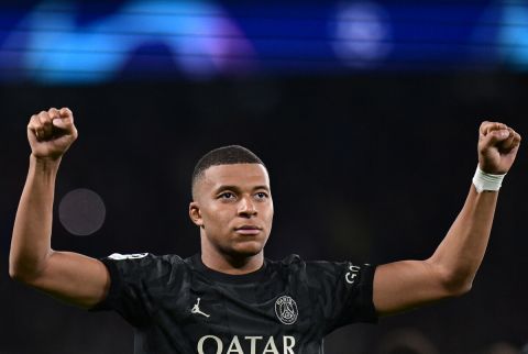 كيليان مبابي يوقع عقدًا مع ريال مدريد حتى عام 2029