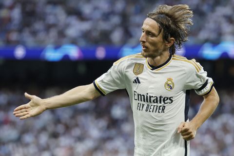 أنشيلوتي يحسم مصير لوكا مودريتش مع ريال مدريد