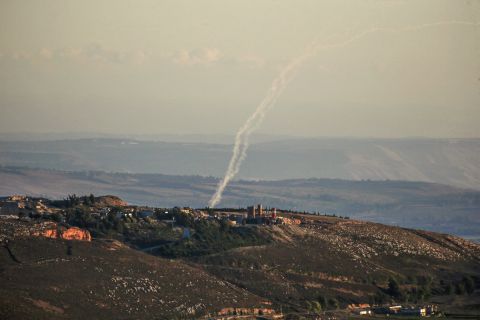 Israel strikes targets in eastern Lebanon