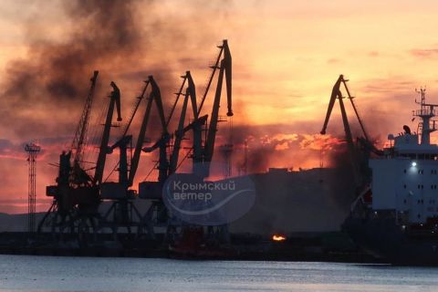 Ukraine claims destroying Russian warship in Black Sea