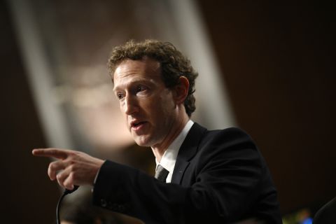 Mark Zuckerberg apologizes to parents at Senate online child safety hearing