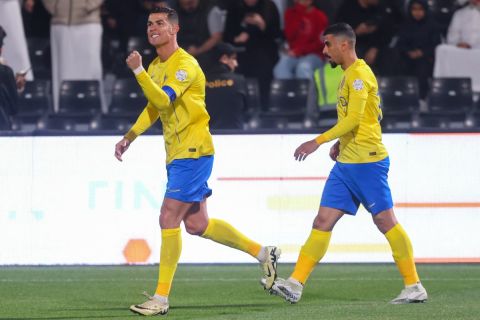 دعوات لإيقاف رونالدو بعد احتفاليته غير اللائقة في مباراة النصر والشباب