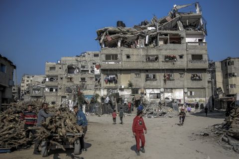 Israeli delegation arrives in Qatar to discuss Gaza truce deal