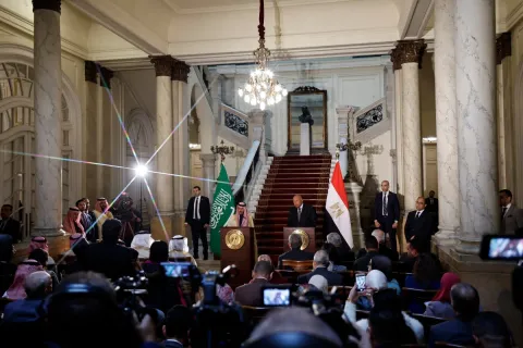 High-level Cairo meeting explores hostage release and truce in Gaza: WSJ