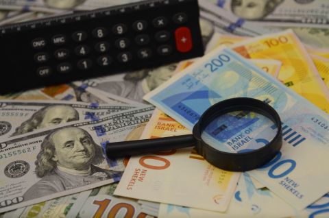 Israel struggling to fund war, resorts to selling bonds