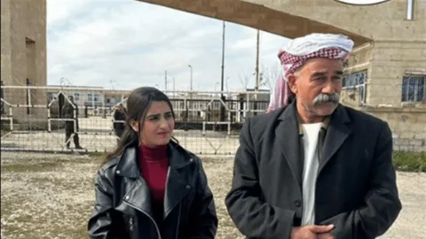تحرير فتاة من