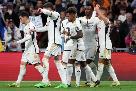 ريال مدريد يسحق سيلتا ويواصل التحليق في صدارة الليغا