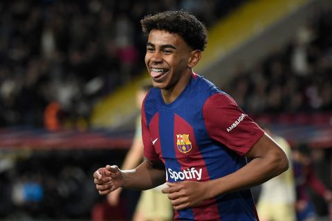 لامال يواصل التألق ويمنح برشلونة الفوز على مايوركا