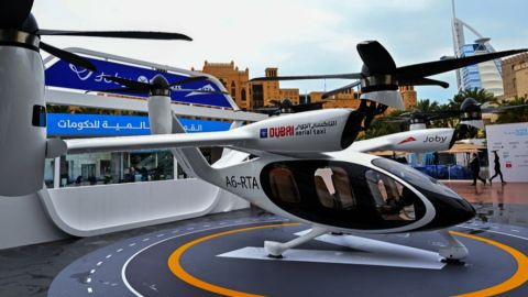 استطلاع : نصف البريطانيين يفكرون في مغادرة بلادهم والإمارات من بين وجهاتهم