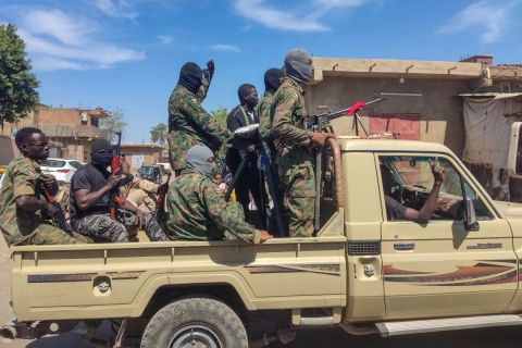 السودان: اشتباكات في دارفور والخرطوم