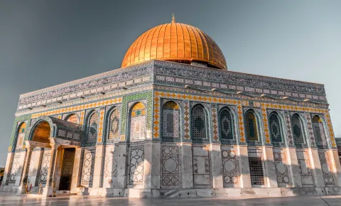  35 ألفًا يؤدون صلاتي العشاء والتراويح في المسجد الأقصى / 1 رمضان 1445 هـ