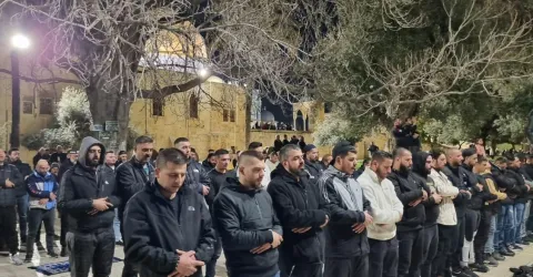  35 ألفًا يؤدون صلاتي العشاء والتراويح في المسجد الأقصى / 1 رمضان 1445 هـ