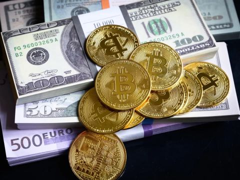 الإمارات والسعودية تتصدران الاستثمارات بالعملات المشفرة بـ 554 مليون دولار