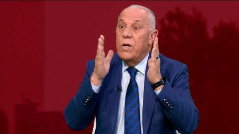 تسجيل صوتي.. هل يعود فايز الدويري إلى الجزيرة بعد التهديدات الأمريكية؟