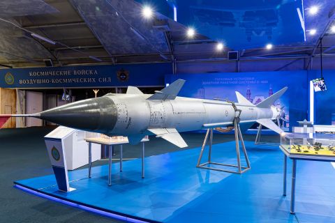 Russia prepares terrifying nightmare of glide bombs for Ukraine