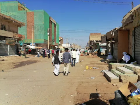 مجزرة مروعة في عطبرة بالسودان: 12 قتيلا و 30 مصابا بهجوم