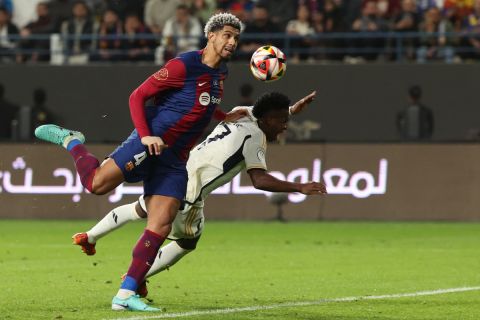 موعد مباراة ريال مدريد وبرشلونة في الدوري الإسباني 2023-24 والقنوات الناقلة