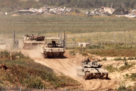 Israel announces its withdrawal from southern Gaza and the White House responds