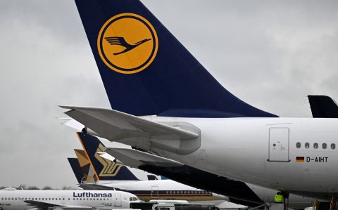 Lufthansa suspends flights to Israel amid fears of Iranian attack