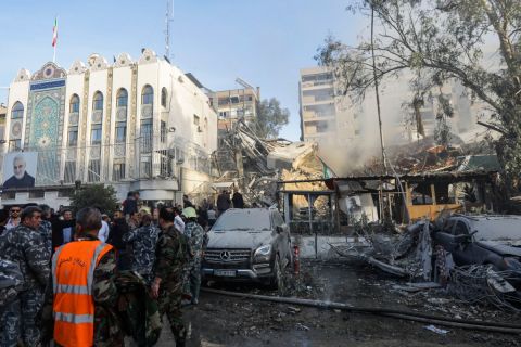 إيران: واشنطن تتحمل مسؤولية الهجوم على قنصليتنا في دمشق