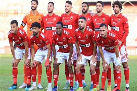 الدوري المصري أم روشن؟!! المحترف المصري على أعتاب الرحيل عن الدوري الإنجليزي.. ليس صلاح