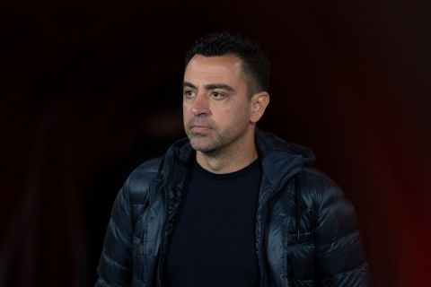 رسميا: برشلونة يقيل تشافي