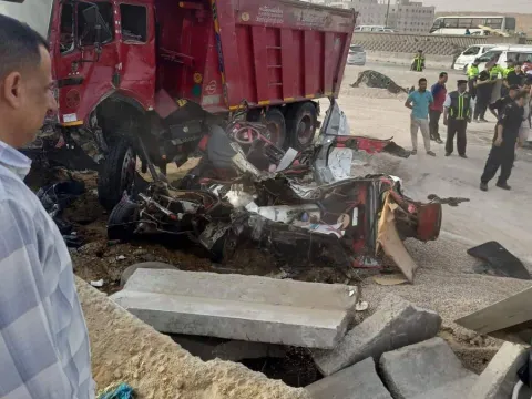 تصادم 16 مركبة بحادث سير مروّع في القاهرة وفيات وإصابات