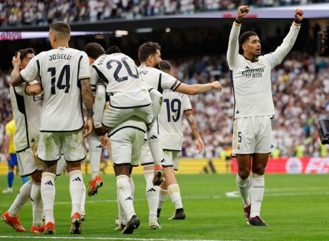 خسارة برشلونة تمنح ريال مدريد لقب الدوري الإسباني للمرة 36
