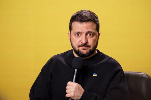 زيلينسكي مطلوب شخصيا للقضاء الروسي