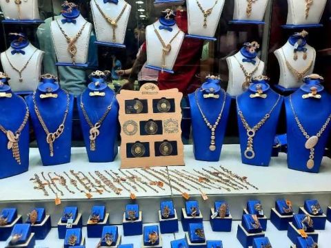 سعر الذهب اليوم في سوريا الاثنين 6 مايو 2024.. عيار 21 الآن