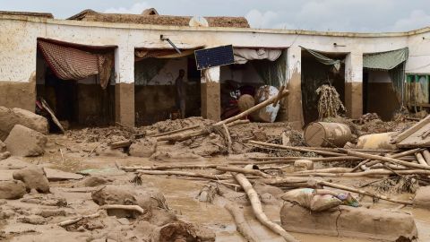 فيديو..فيضانات أفغانستان تخلف دمارا هائلاً وتسفر عن مقتل وإصابة الآلاف