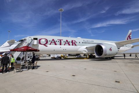 “Flight attendant went into the air,” Qatar Airways flight hit by severe turbulence 