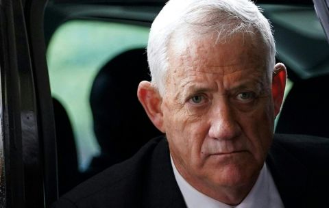 Gantz sets a plan and gives himself 20 days or resignation